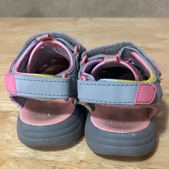 Kids cat and Jack sandal size 12 - Picture 4 of 4